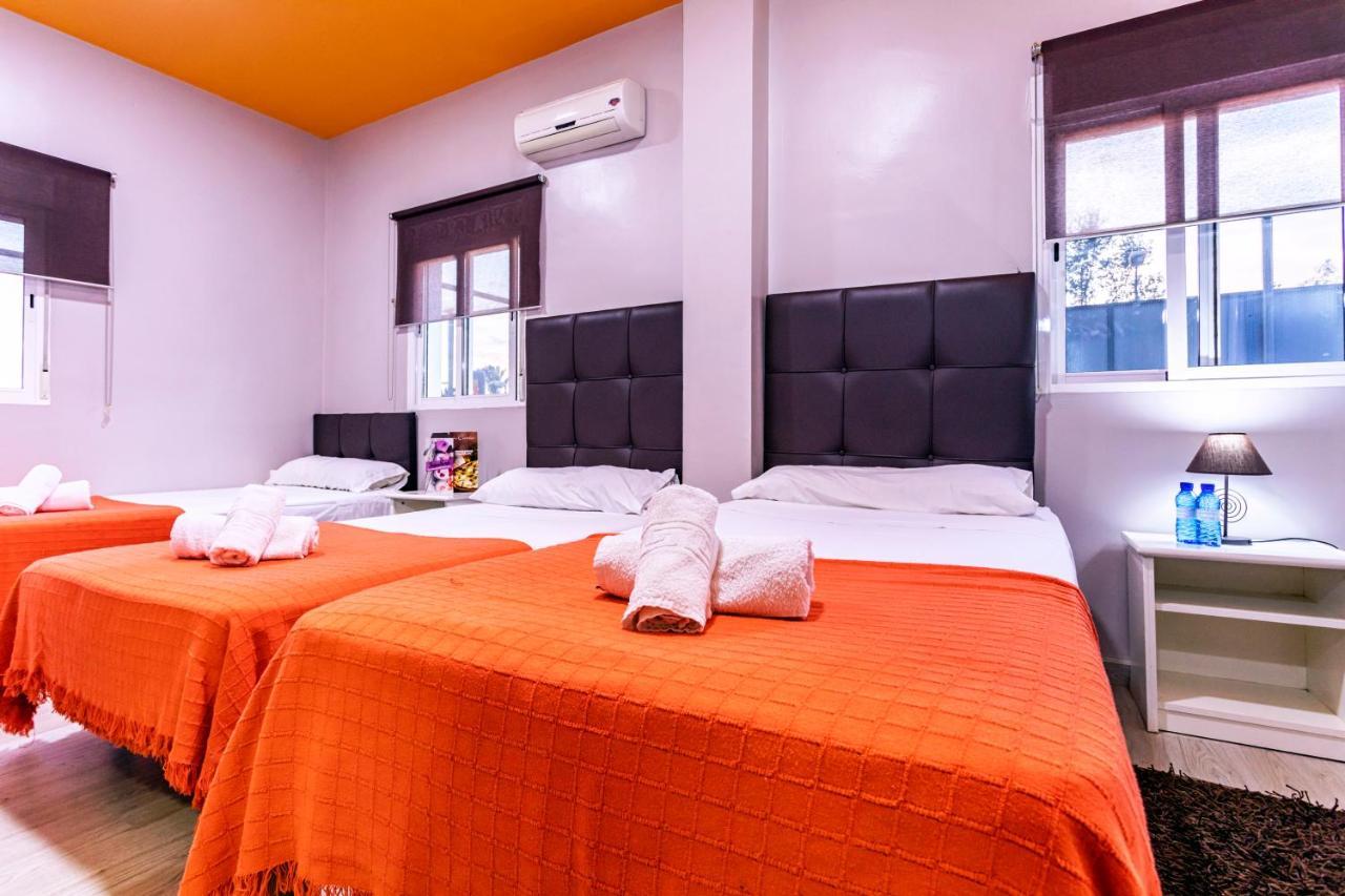 Hostal Ciudad Jardin Malaga Exterior photo